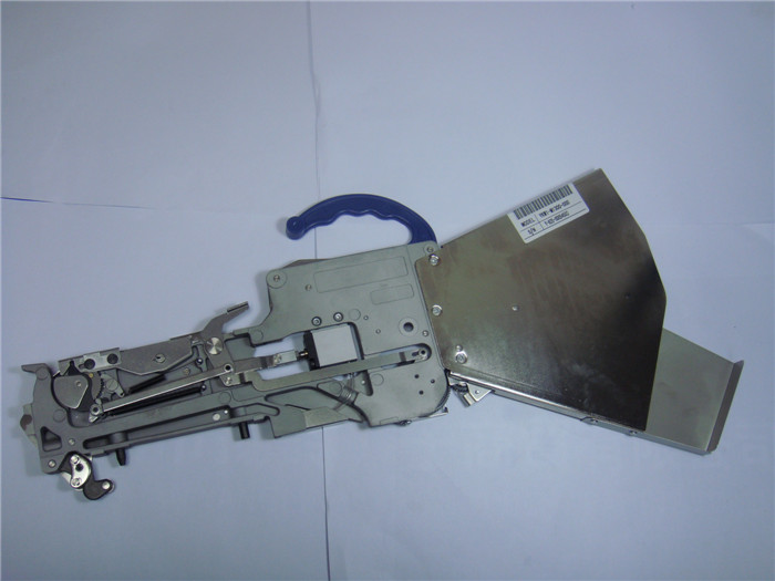 批发KW1-M1300-000 YAMAHA CL8x2MM FEEDER 雅马哈飞达